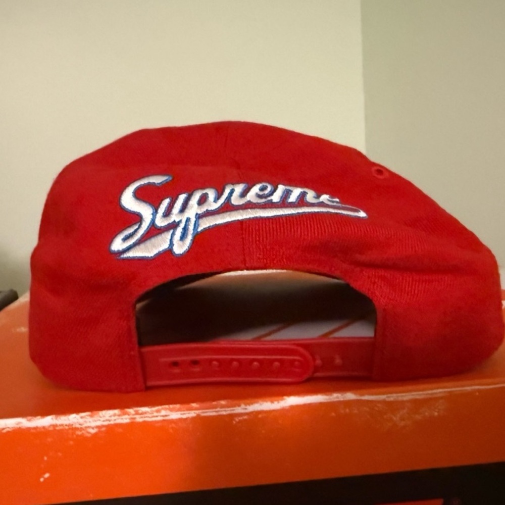 Supreme World Famous S Logo 6-Panel Red - Picture 2 of 5